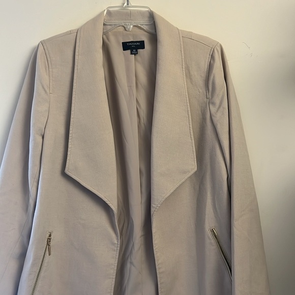 Tahari Taupe Drape Open Front Jacket Size 10 - Picture 3 of 11